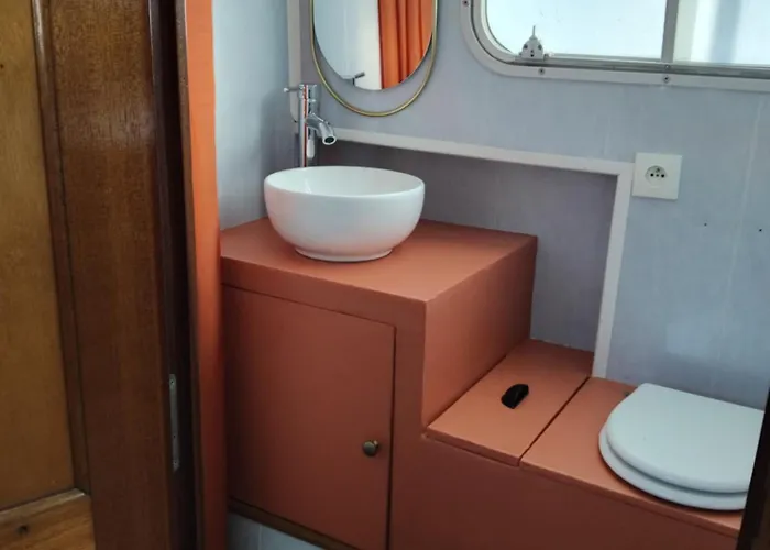 Penichette Cosy Couple Famille Amis Ouvriers Botel Chateau-Gontier