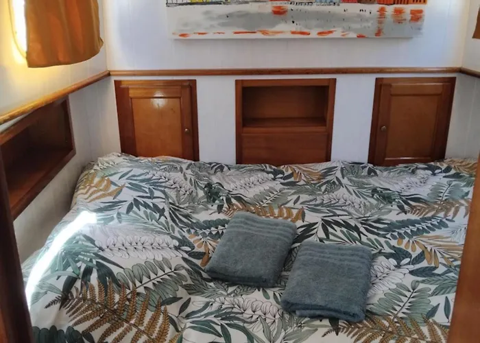 Botel Penichette Cosy Couple Famille Amis Ouvriers