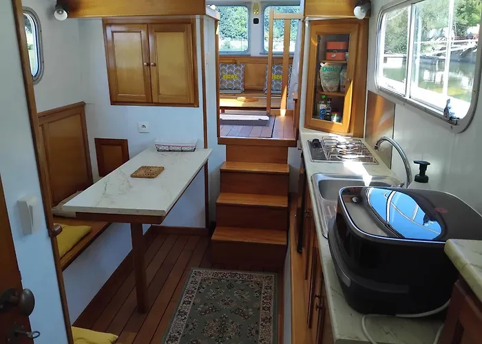 Penichette Cosy Couple Famille Amis Ouvriers Botel